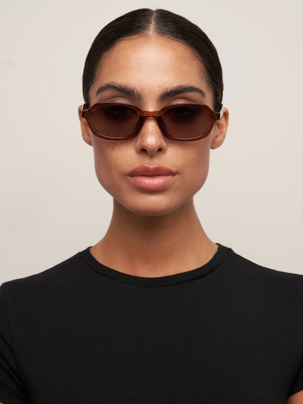 OTRA EYEWEAR Abby Sunglasses - Transparent Maple